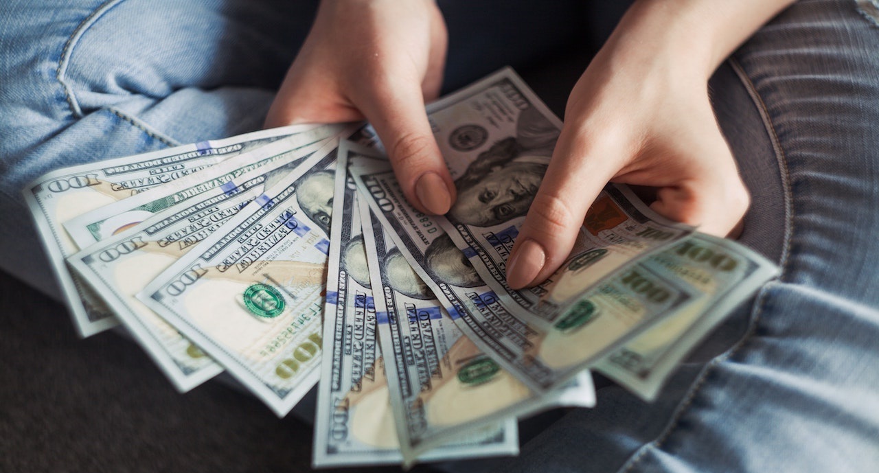 unsecured loans money in hands